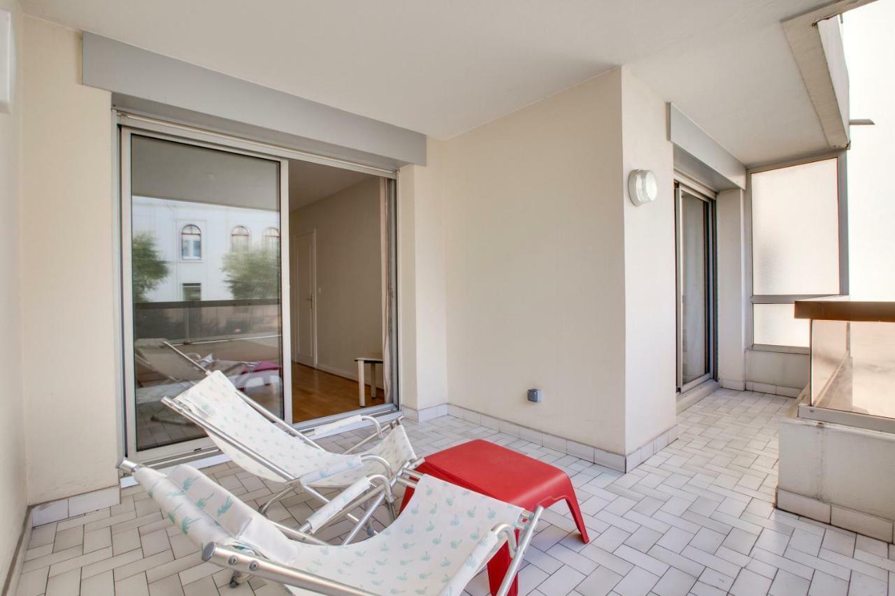Welkeys Apartment - Pellot Биариц Екстериор снимка