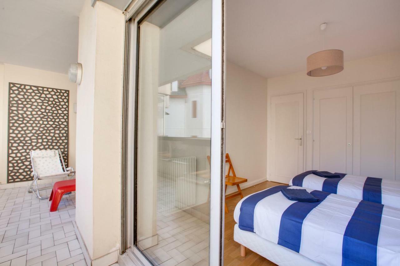 Welkeys Apartment - Pellot Биариц Екстериор снимка